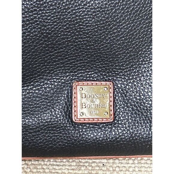 Dooney & Bourke Hobo Bag Black and Brown Pebbled Leather J8616963 - Picture 2 of 15